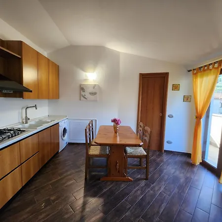 In Cristina Con Piscina, *