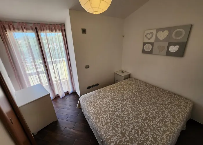 In Cristina Con Piscina, Lägenhet *