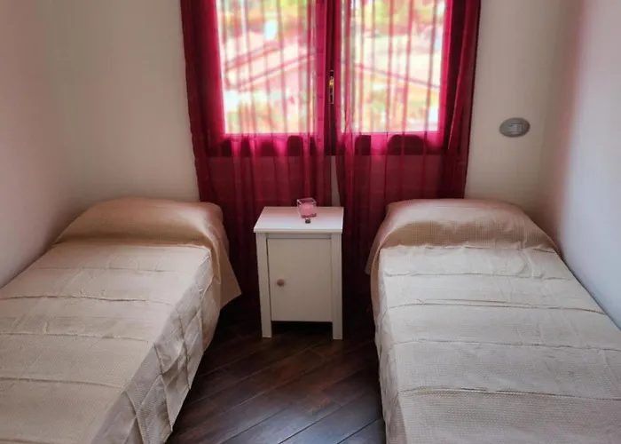 In Cristina Con Piscina, Lägenhet *